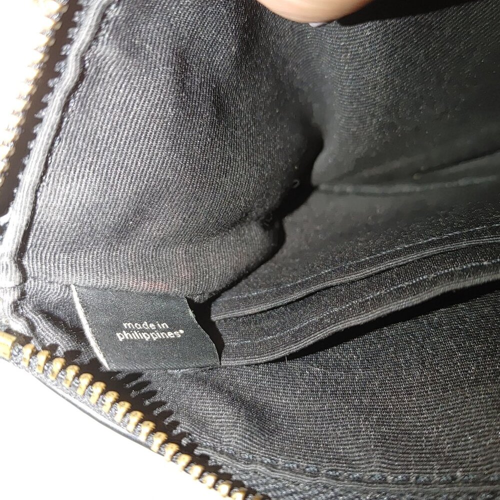 Coach Wallet Raise Logo Black Carriage Gold Hardware Leather Wristlet Clutch - Picture 2 of 11